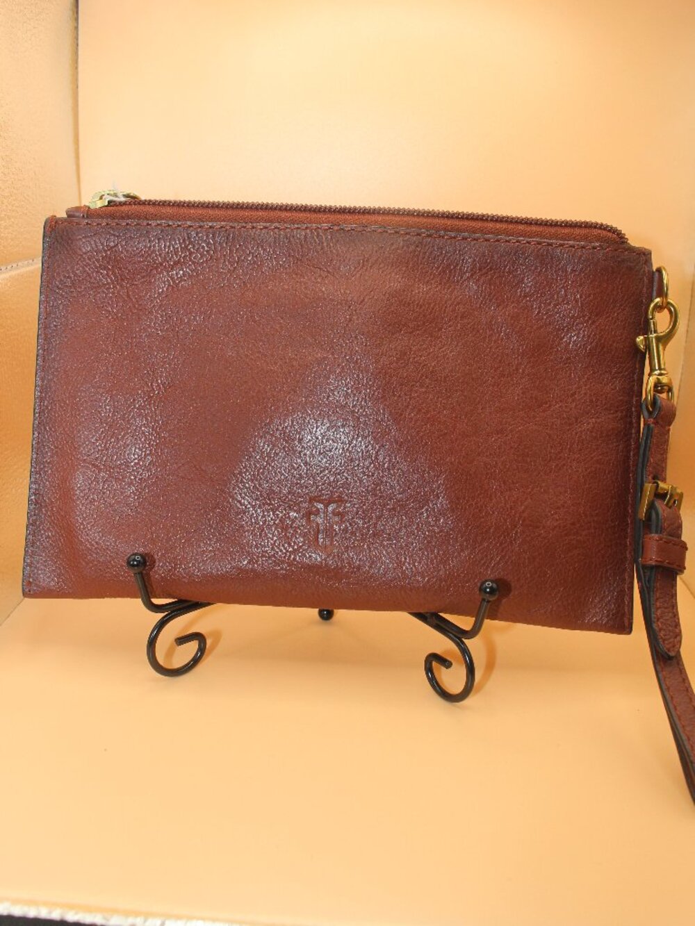 Frye Cognac Brown Leather Zip Wristlet Clutch with Card Slots 0077